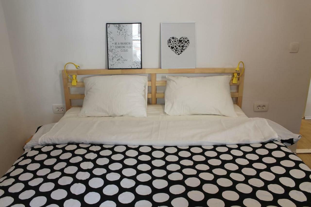Books&Bells Apartment สปลิท ภายนอก รูปภาพ